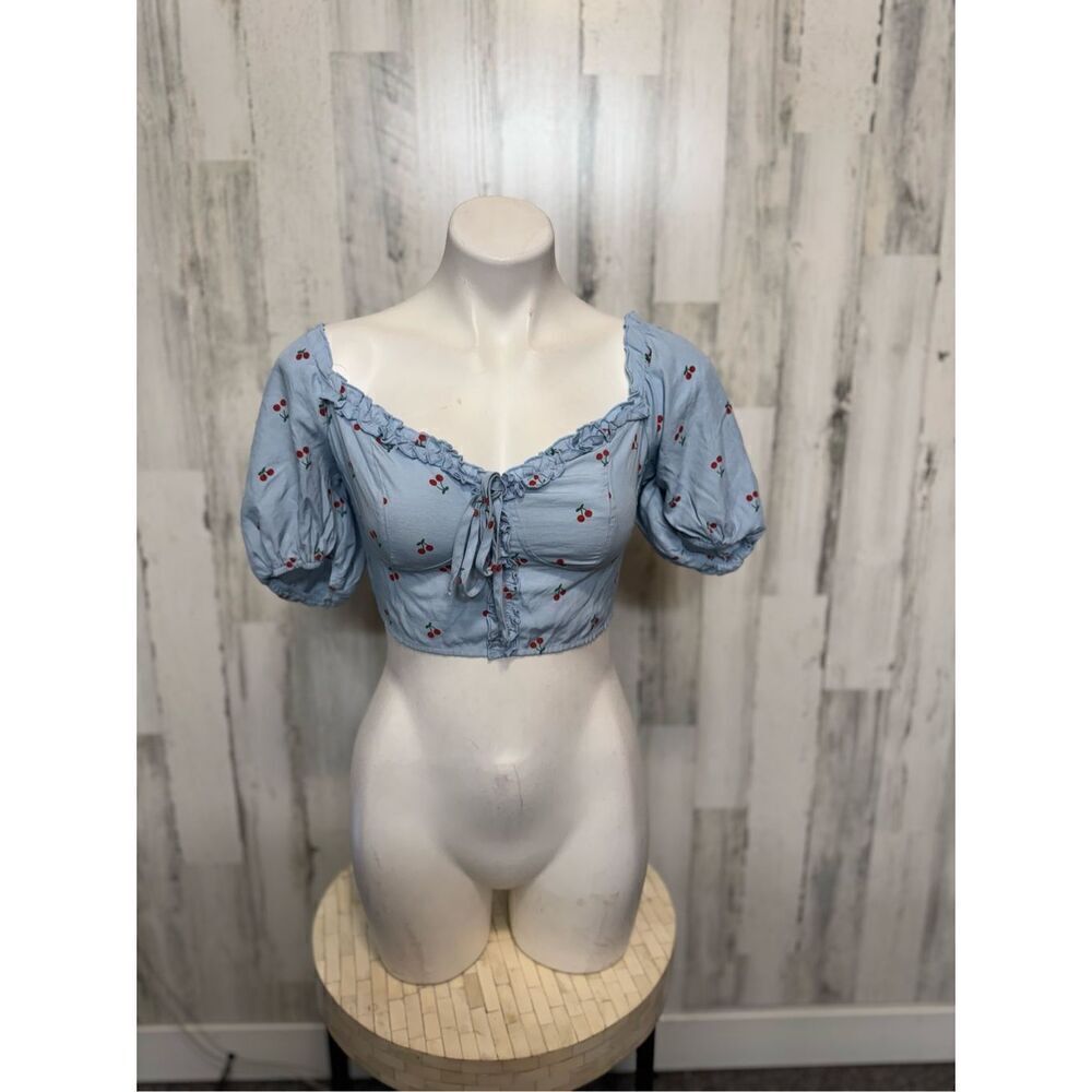 Blue crop top
